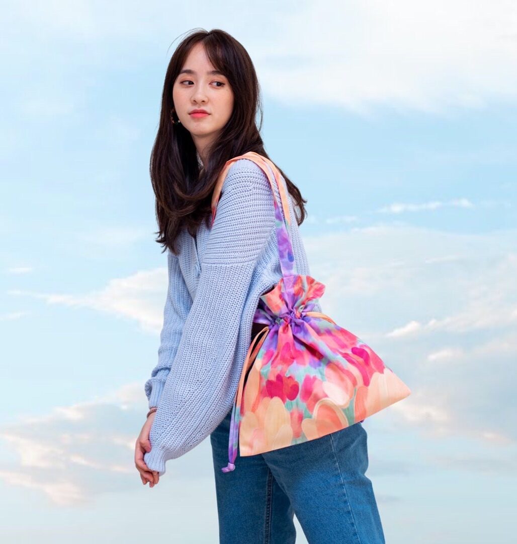 Cheerful Spring Bucket Bag