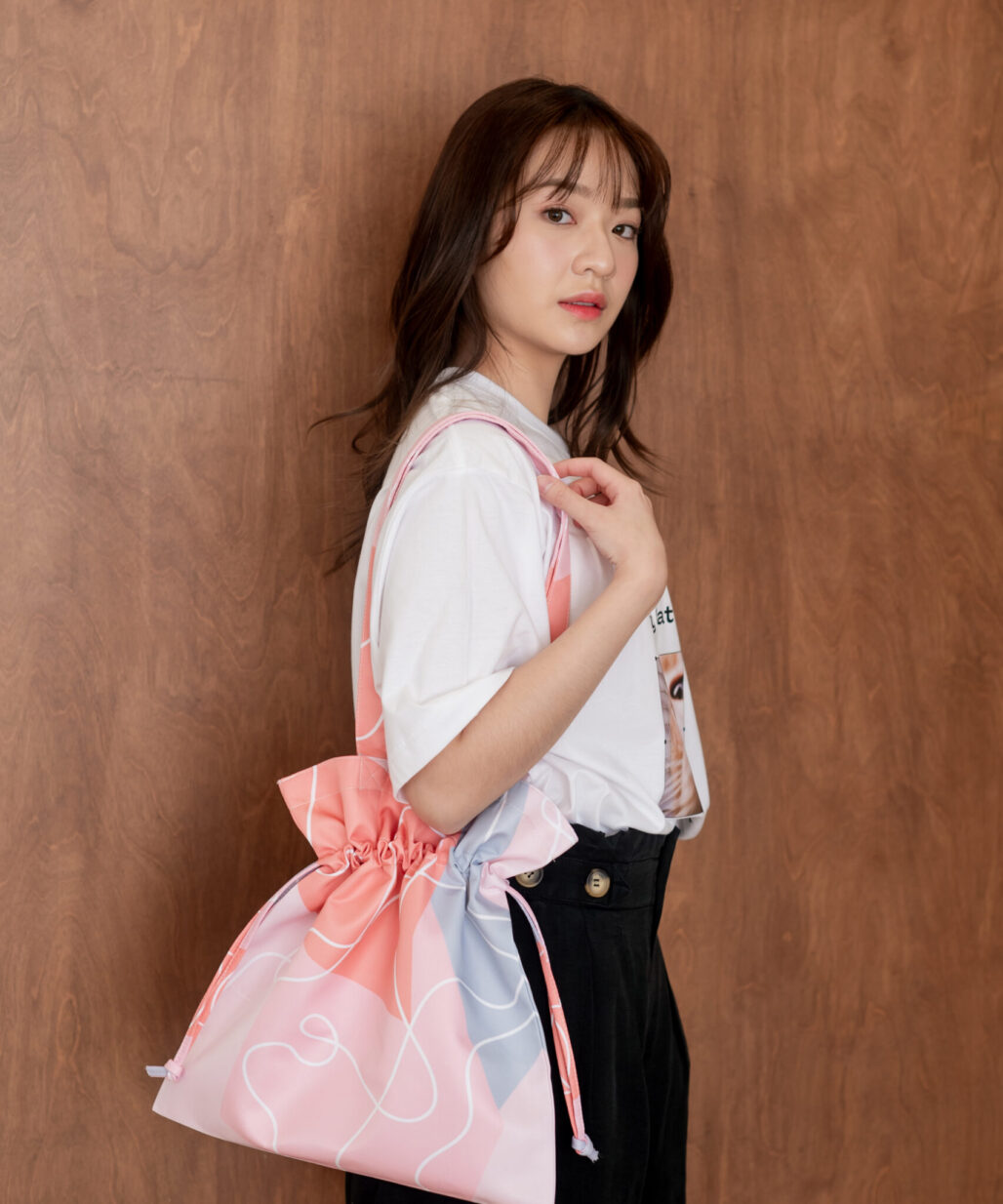 Light Pierre Bucket Bag