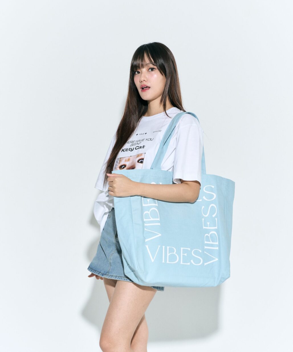 Everyday of the week arctic blue box tote